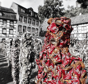 "Trash People" in Monschau